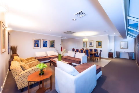 Perth Luxury Accommodation - Tourism Guide 1