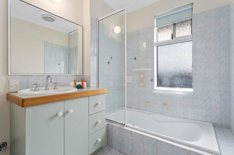 Como South Perth Villa - Travel Search 23
