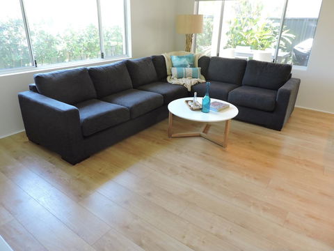 Contemporary Cove - Quindalup - Cruises Travel 4