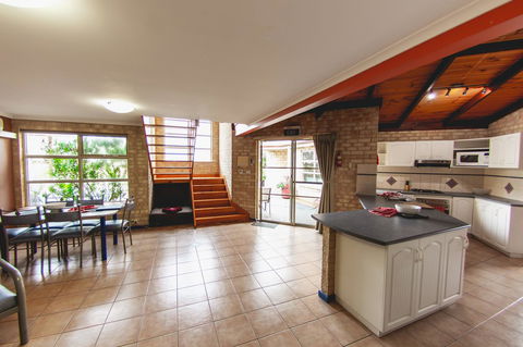 Esperance Foreshore Apartments - Tourism Guide 41