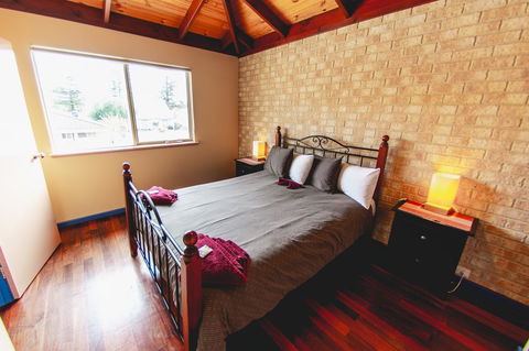 Esperance Foreshore Apartments - Tourism Guide 40