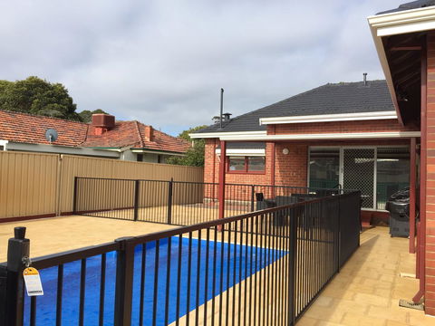 Big House Heated Pool 11 Beds Como / South Perth / Applecross - Travel Search 0