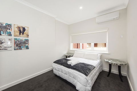 Big House Heated Pool 11 Beds Como / South Perth / Applecross - Travel Search 19