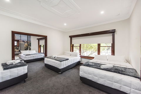 Big House Heated Pool 11 Beds Como / South Perth / Applecross - Travel Search 17