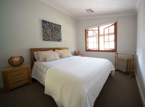 The Farmhouse - Travel Search 6