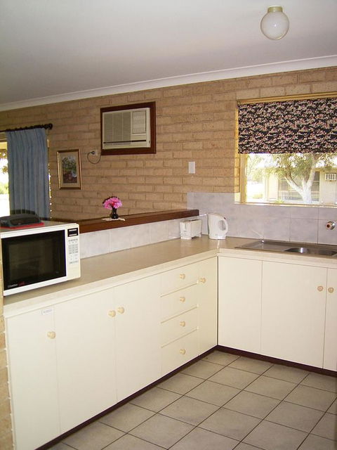 Kalbarri Riverfront Unit - Tourism Guide 12