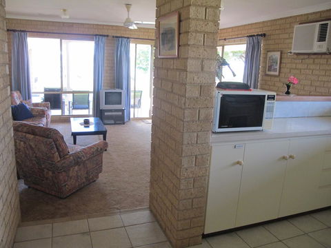 Kalbarri Riverfront Unit - Tourism Guide 15
