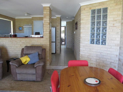 Kalbarri Riverfront Unit - Tourism Guide 16
