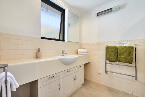 Fremantle Townhouse Unit 4 - Travel Search 11