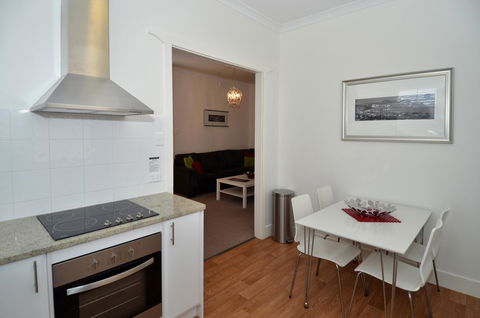 Albany Central Apartments - Travel Agents 16