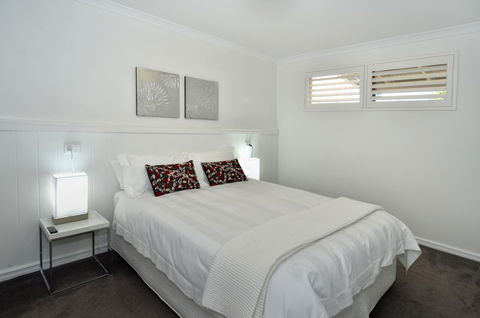 Albany Central Apartments - Travel Agents 26