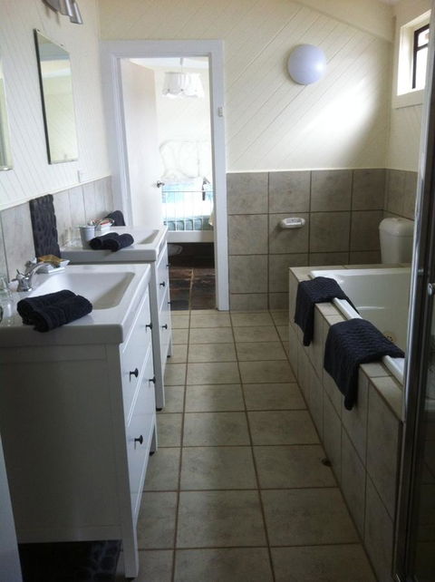 Bickley Valley Cottage - Travel Search 13