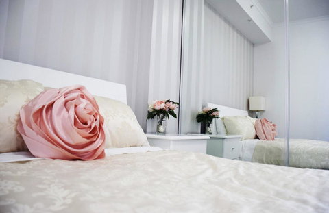 Perth Luxury City Apartment- Free Parking - Travel Search 16