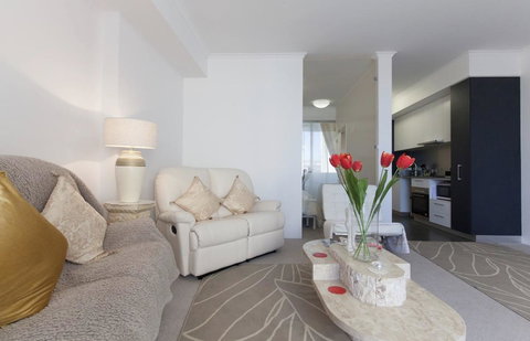 Perth Luxury City Apartment- Free Parking - Travel Search 12