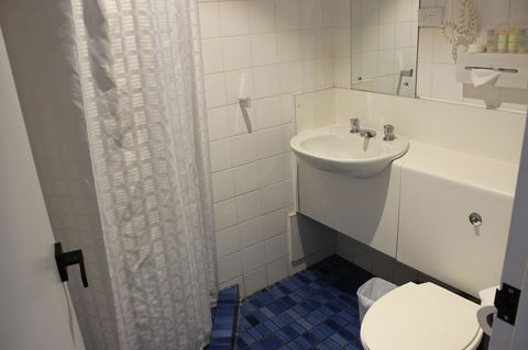Atrium Hotel Mandurah - Travel Search 8