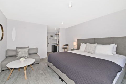 Atrium Hotel Mandurah - Travel Search 16