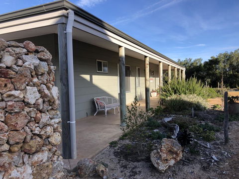 Bremer Bay B&B - Cruises Travel 10