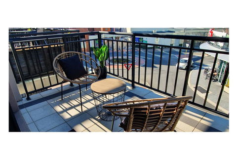 Stylish 1BDR Unit In The Heart Of Subiaco - Travel Search 10