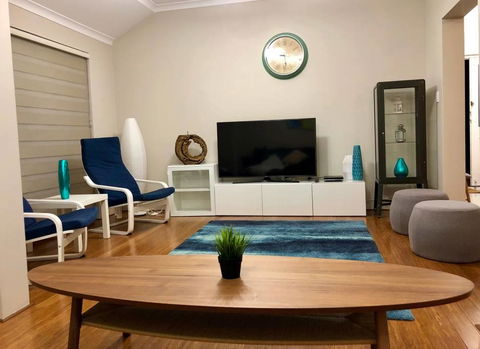 Highgate Modern Home (4 Mins To Perth City) - Tourism Guide 2