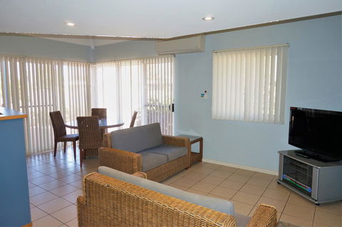Osprey Holiday Village Unit 122 2 Bedroom - Tourism Guide 3