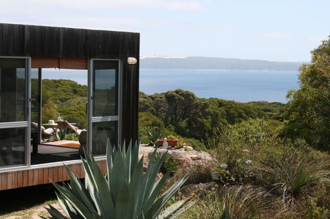 Aqua Views - Tourism Guide 4