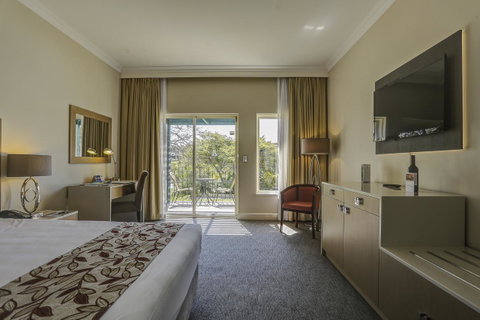 Joondalup Resort - Tourism Guide 3