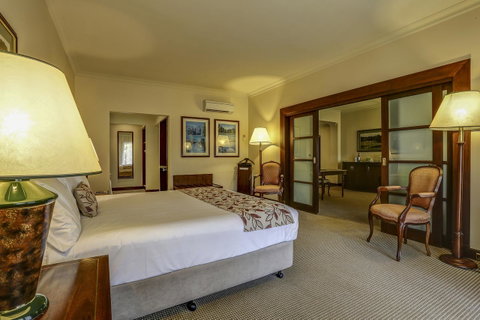 Joondalup Resort - Tourism Guide 5