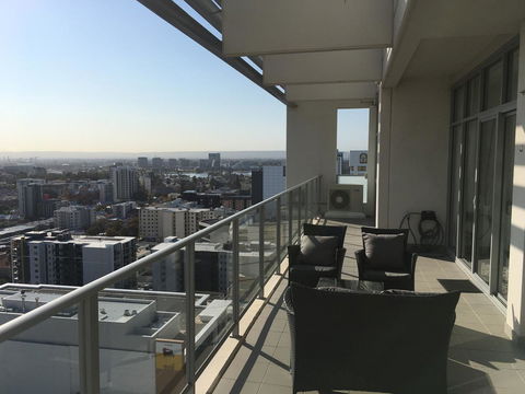 Astra Apartments Perth CBD - Tourism Guide 21
