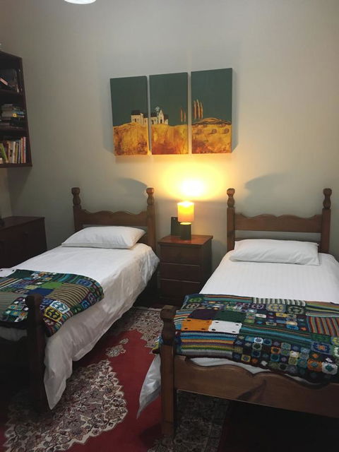 Rowley House - Travel Search 11
