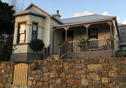 Rowley House - Travel Search 18