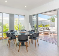 Karrinyup Waters Luxury House Rental - Tourism Guide