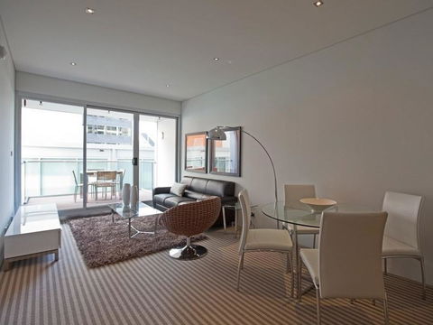 Astra Apartments Perth - Zenith - Tourism Guide 4