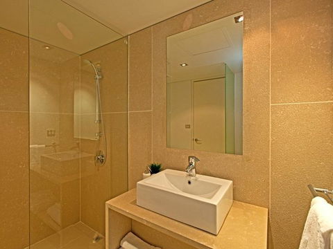 Astra Apartments Perth - Zenith - Tourism Guide 2