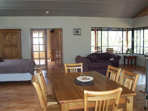 SilverSprings Spa Retreat Pet Friendly Cottages And Glampings - Travel Search 15