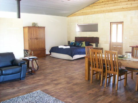 SilverSprings Spa Retreat Pet Friendly Cottages And Glampings - Travel Search 21