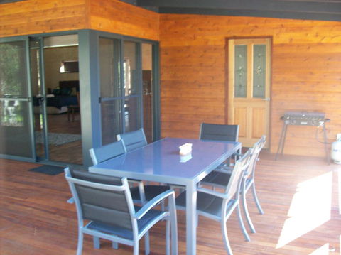 SilverSprings Spa Retreat Pet Friendly Cottages And Glampings - Travel Search 25