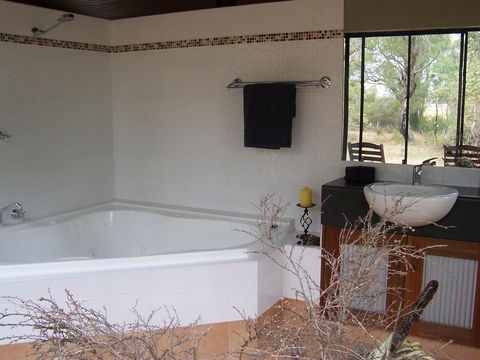 SilverSprings Spa Retreat Pet Friendly Cottages And Glampings - Travel Search 14