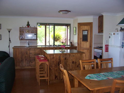 SilverSprings Spa Retreat Pet Friendly Cottages And Glampings - Travel Search 4