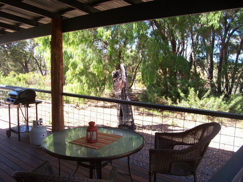 SilverSprings Spa Retreat Pet Friendly Cottages And Glampings - Travel Search 10