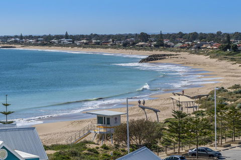 A 406 FANTASTIC OCEAN BEACH And MARINA VIEW APT - MANDURAH - Tourism Guide 5