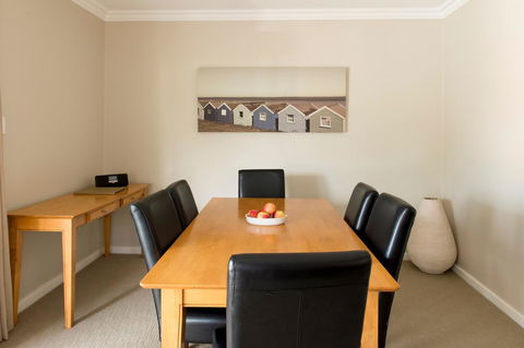 The Marina Hotel - Mindarie - Tourism Guide 25