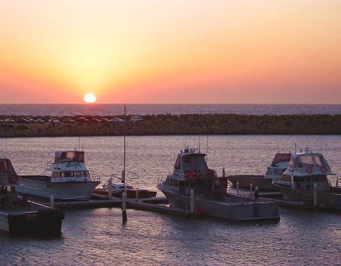 The Marina Hotel - Mindarie - Tourism Guide 16