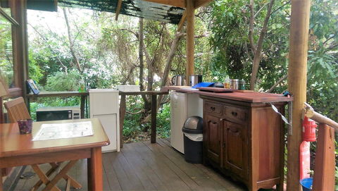 Black Cockatoo Lodge - Cruises Travel 9