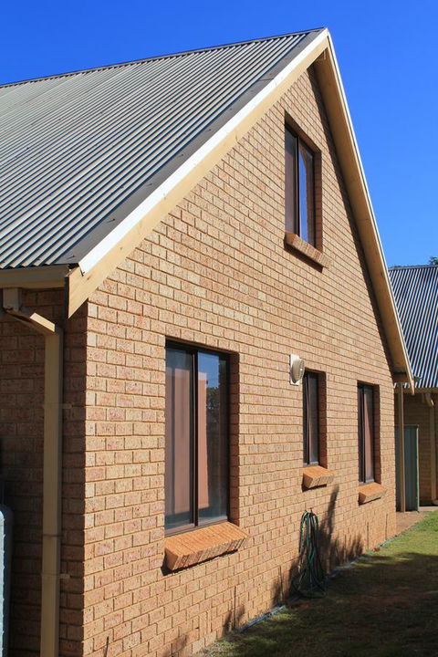 Kestrel Chalets - Travel Search 22