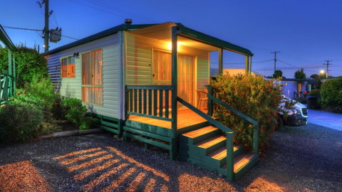 Bicheno Cabin Park - Tourism Guide 4