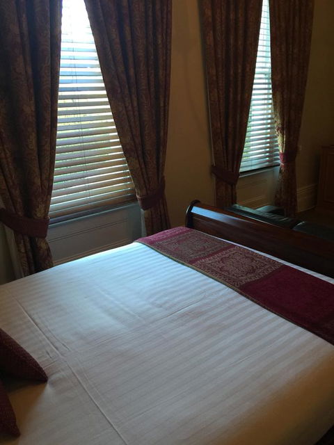 Clydesdale Manor - Travel Search 10