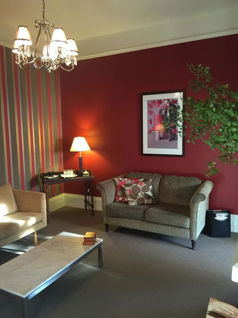 Clydesdale Manor - Travel Search 12