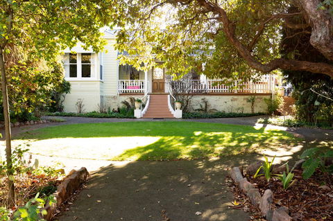 Anabel\'s Of Scottsdale - Tourism Guide 37