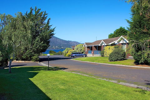 Riverfront Motel & Villas - Travel Agents 28