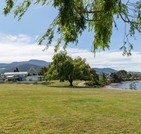 Riverfront Motel  Villas - Travel Search